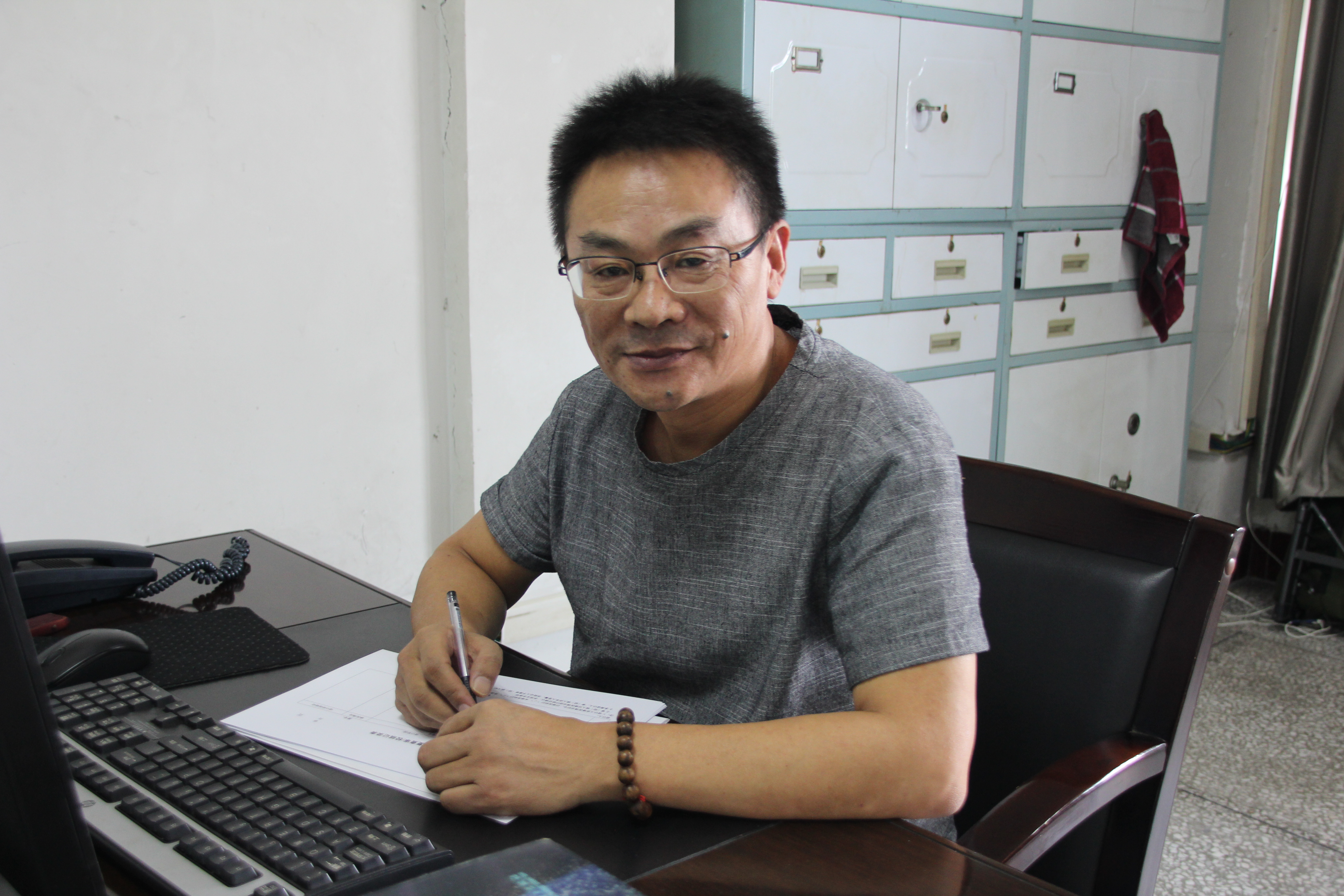 總設(shè)計(jì)師、高級工程師陳冰